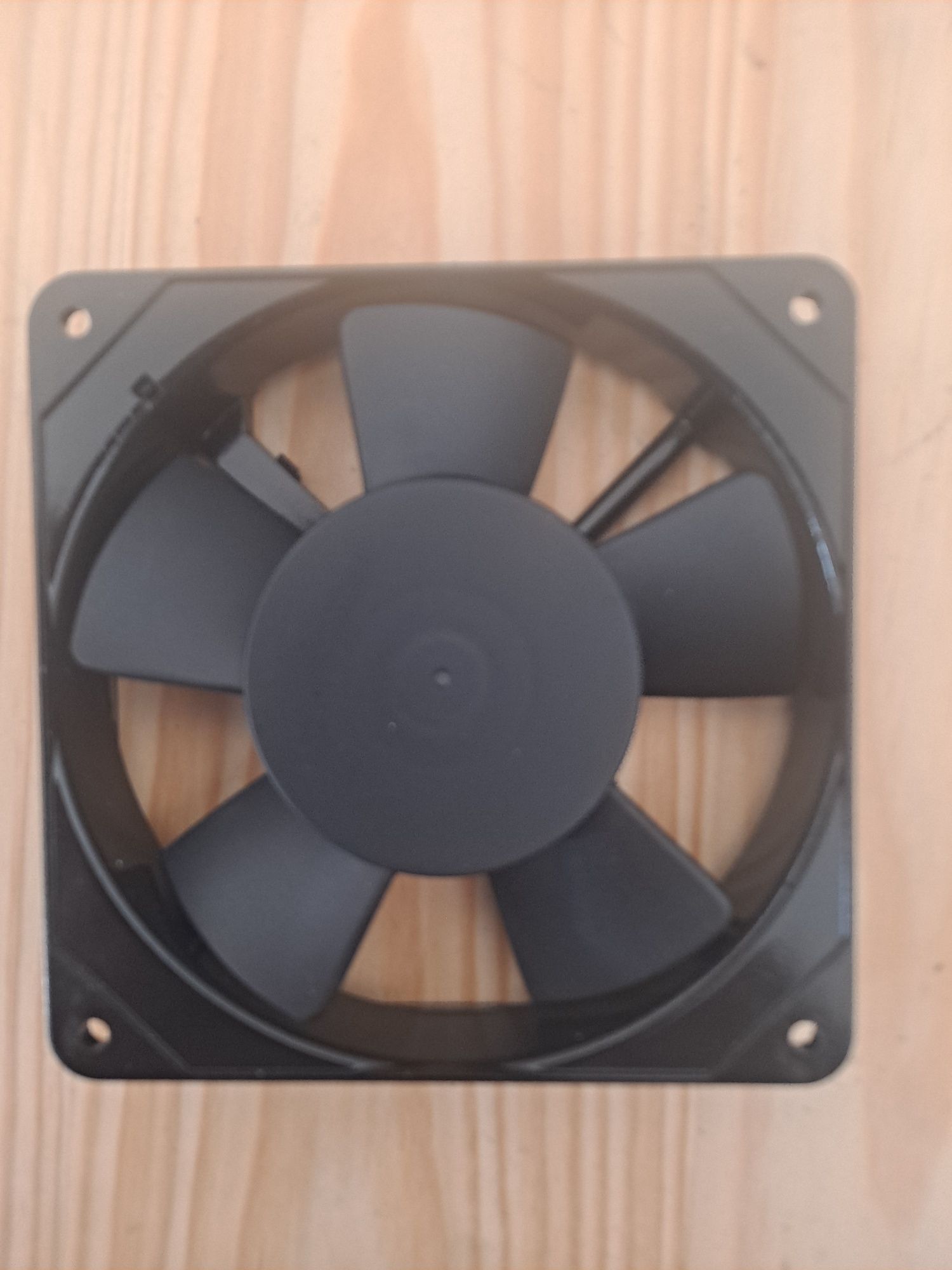 Cinco unidades (5) Ventiladores Axial SKL MTF604RF 230V