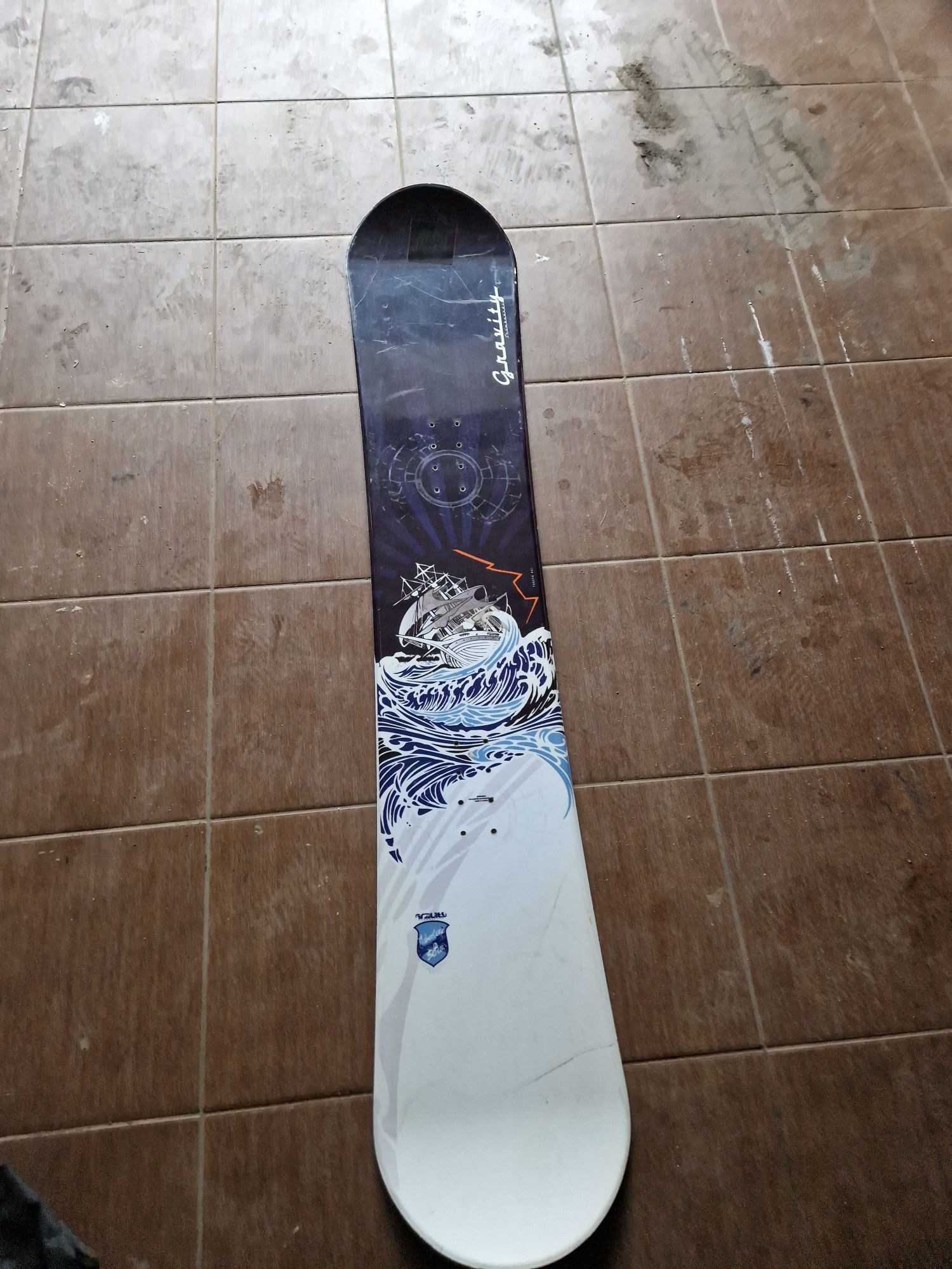 Deska snowboardowa 158