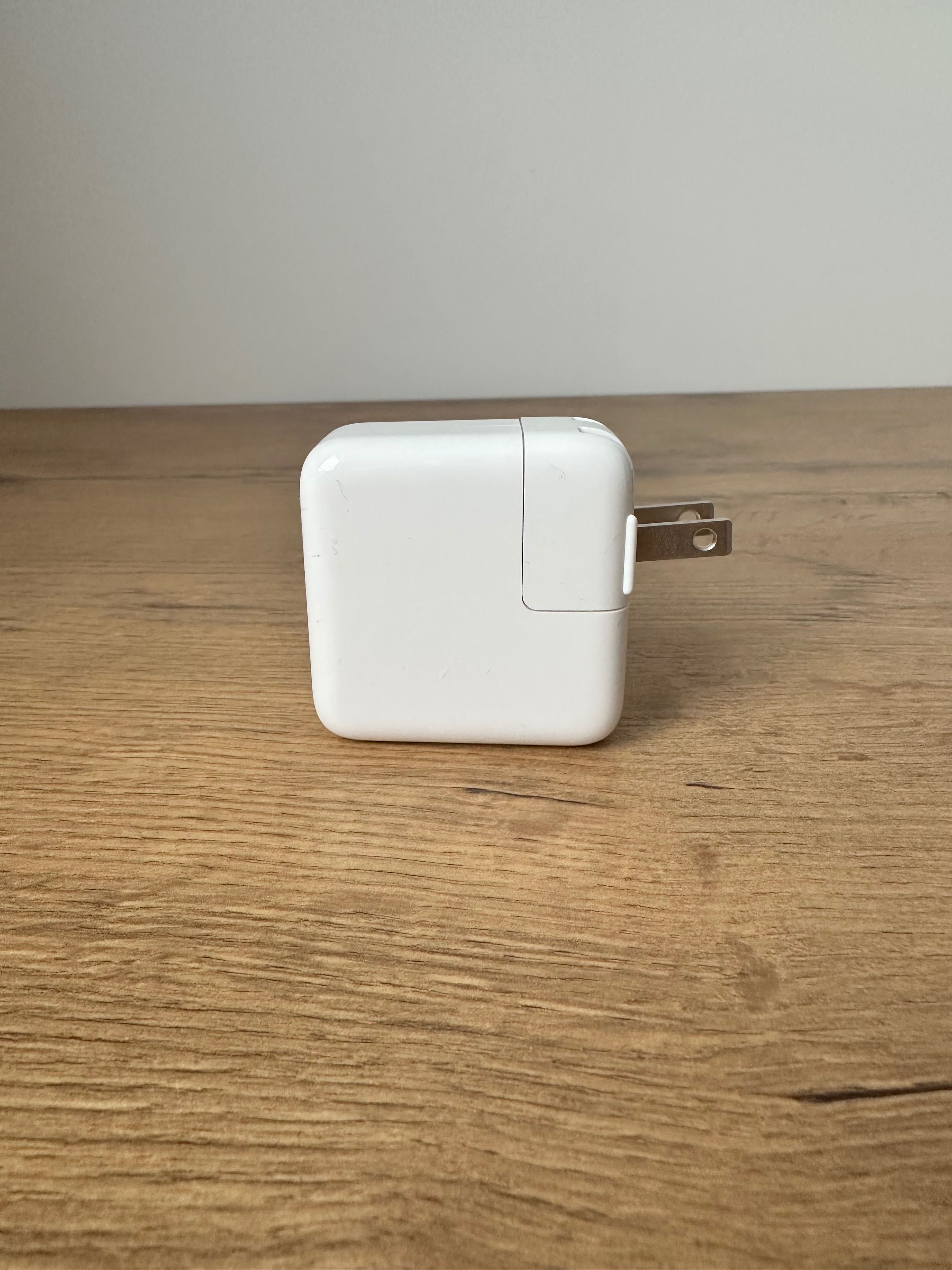 Apple Zasilacz USB-C o mocy 30 W - wymienna końcówka USA