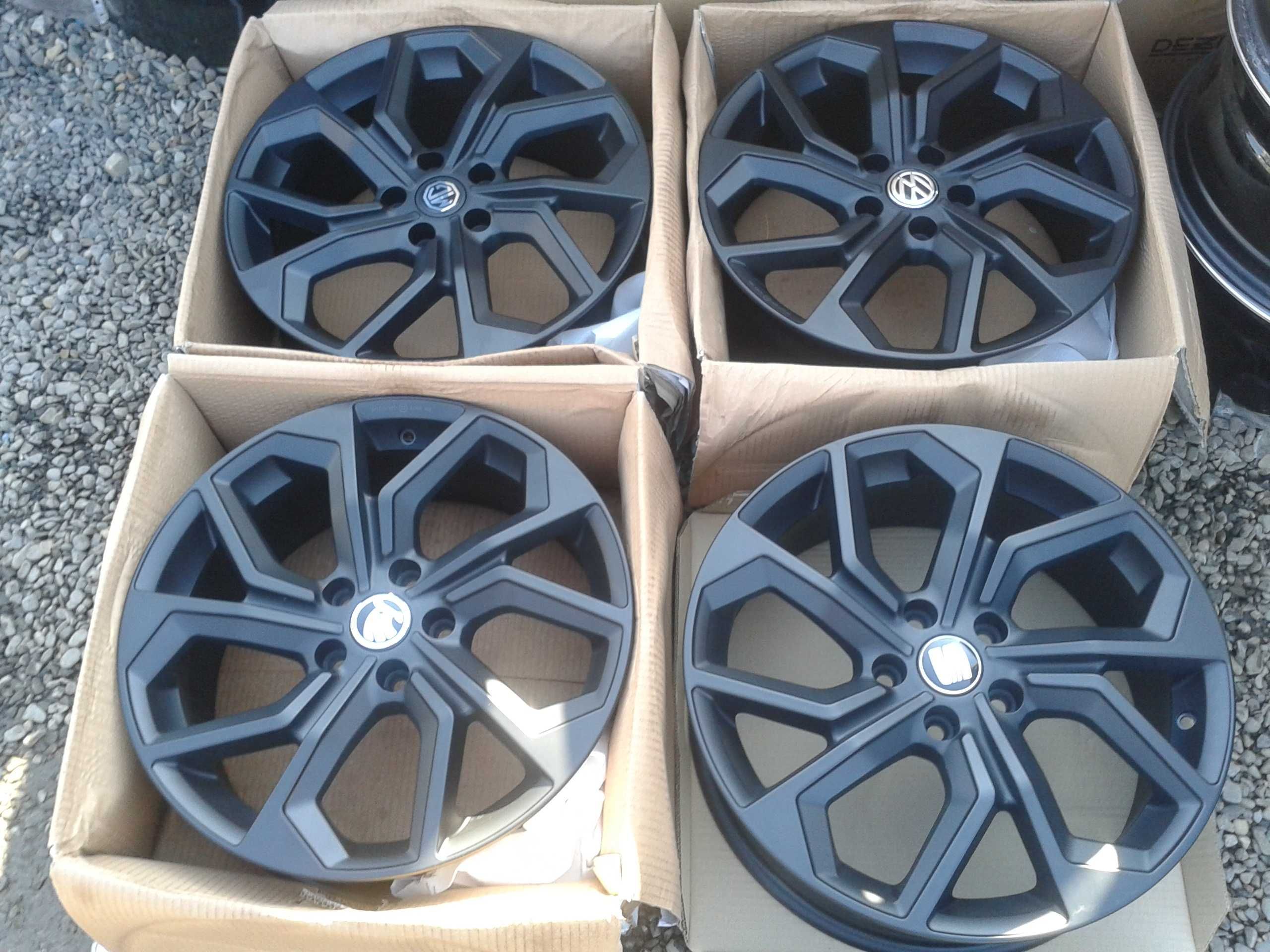 oryginal nowe r18 felgi audi a3 a4 a6 q2 q3 c6 b7 tt 5x112 czarny mat