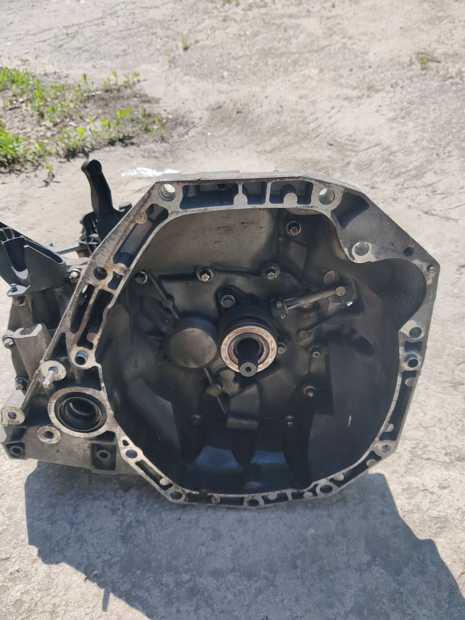 Коробка переключения передач renault clio КПП 321016454r