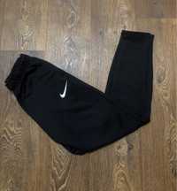 Штаны Nike Dri-fit черные, размер s