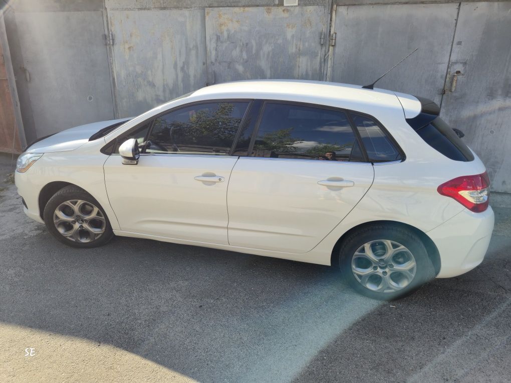 Продам Citroen c4 b2 2013