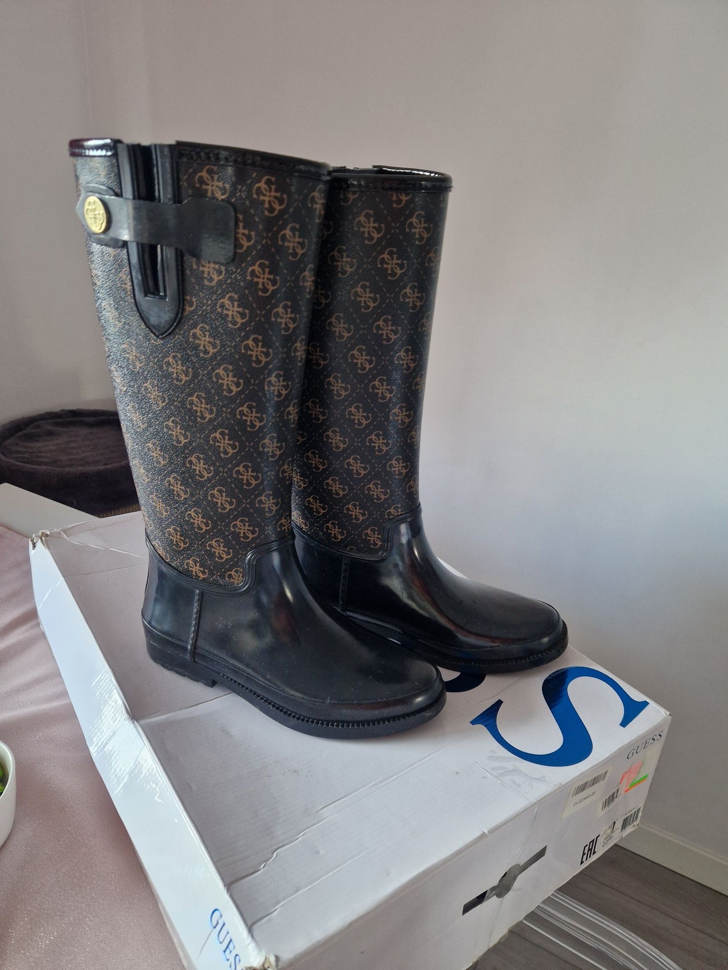Kalosze guess Eberto monogram r. 38