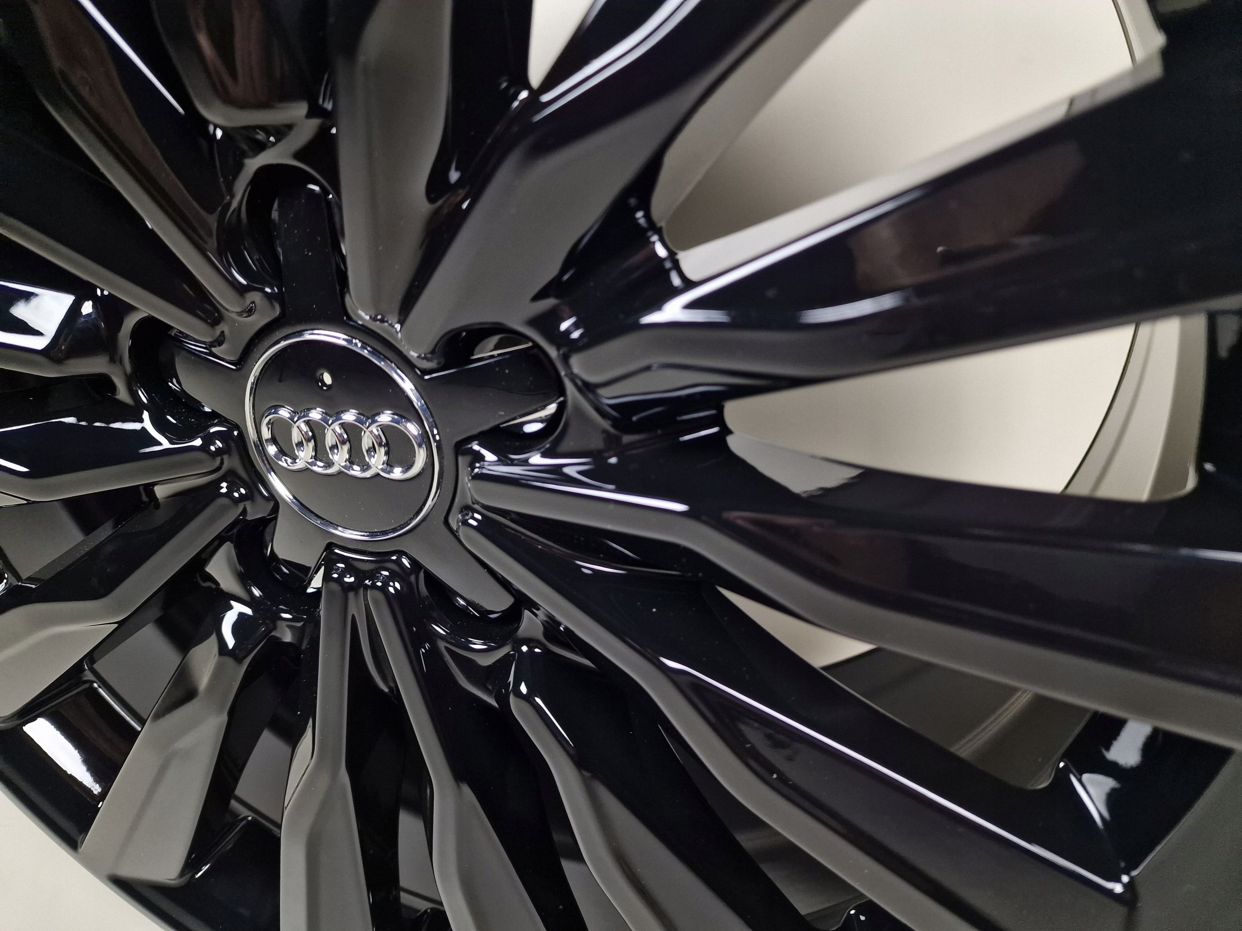 Oryginalne Felgi Audi 18” A3 A4 A6 A8 Q3 TT