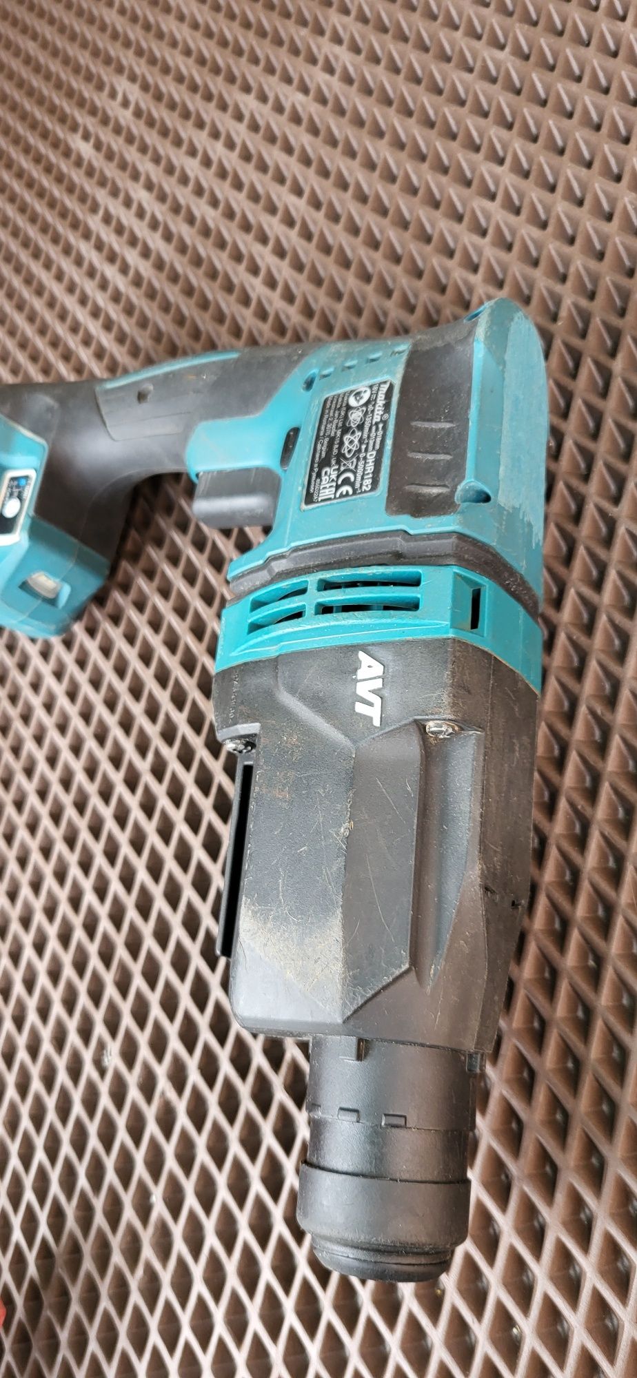 Перфоратор Makita dhr182