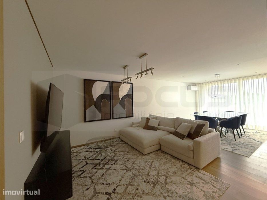 Apartamento T2 mobilado para arrendamento - Glicínias / Aveiro