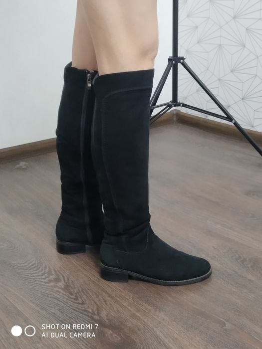 Продам сапоги женские зима натуральный замш, мягкие и удобные