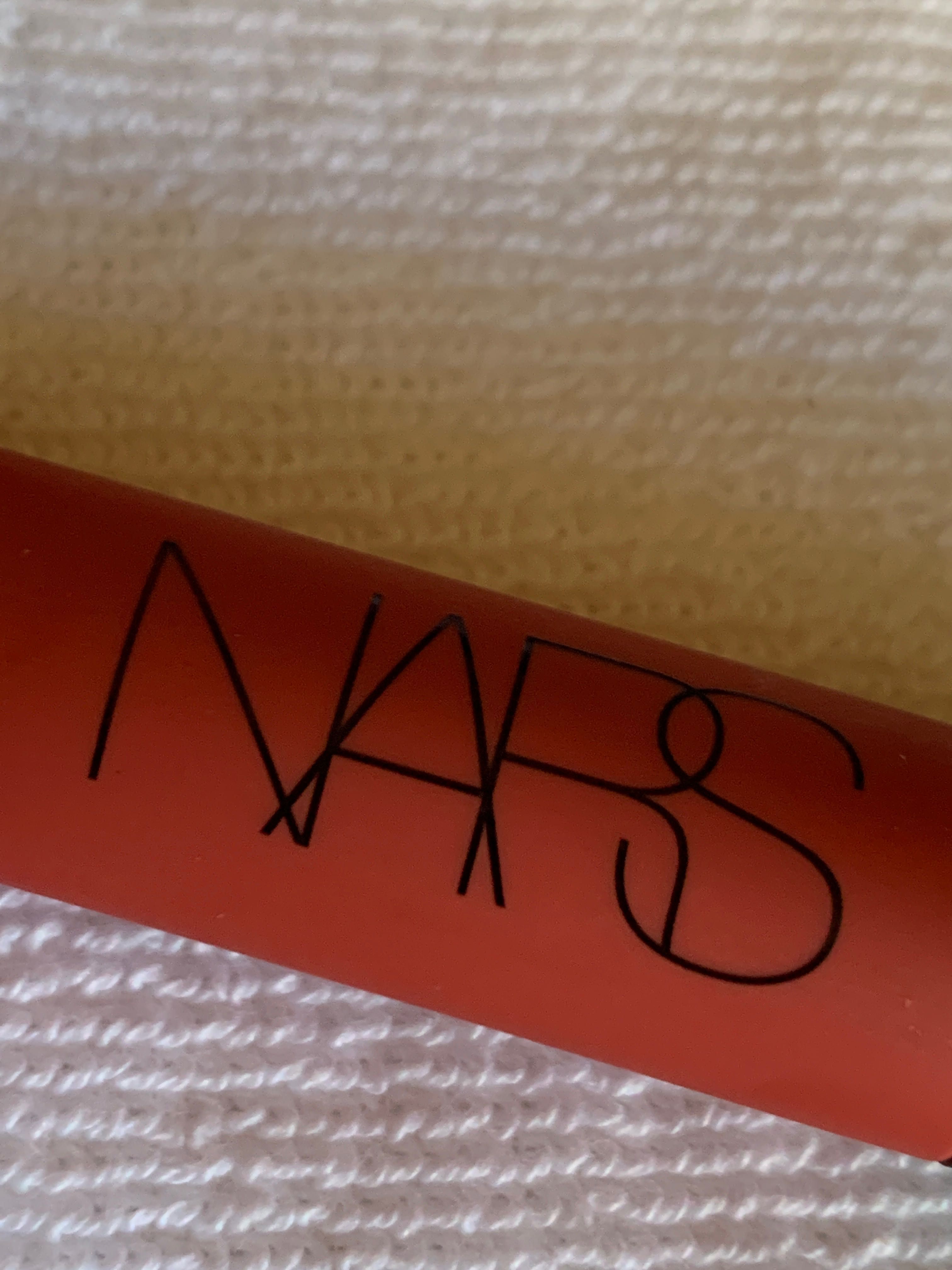 Pomadka do ust NARS kolor Pin up
