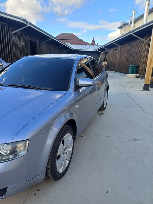 Продаю ауді в горошому стані