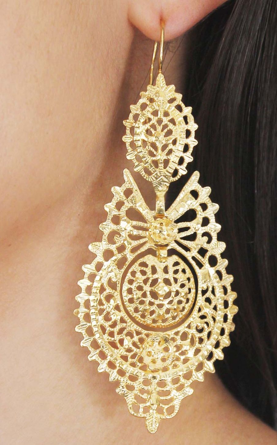 Brincos Rainha Tamanho Grande  NOVOS  Aço Dourado