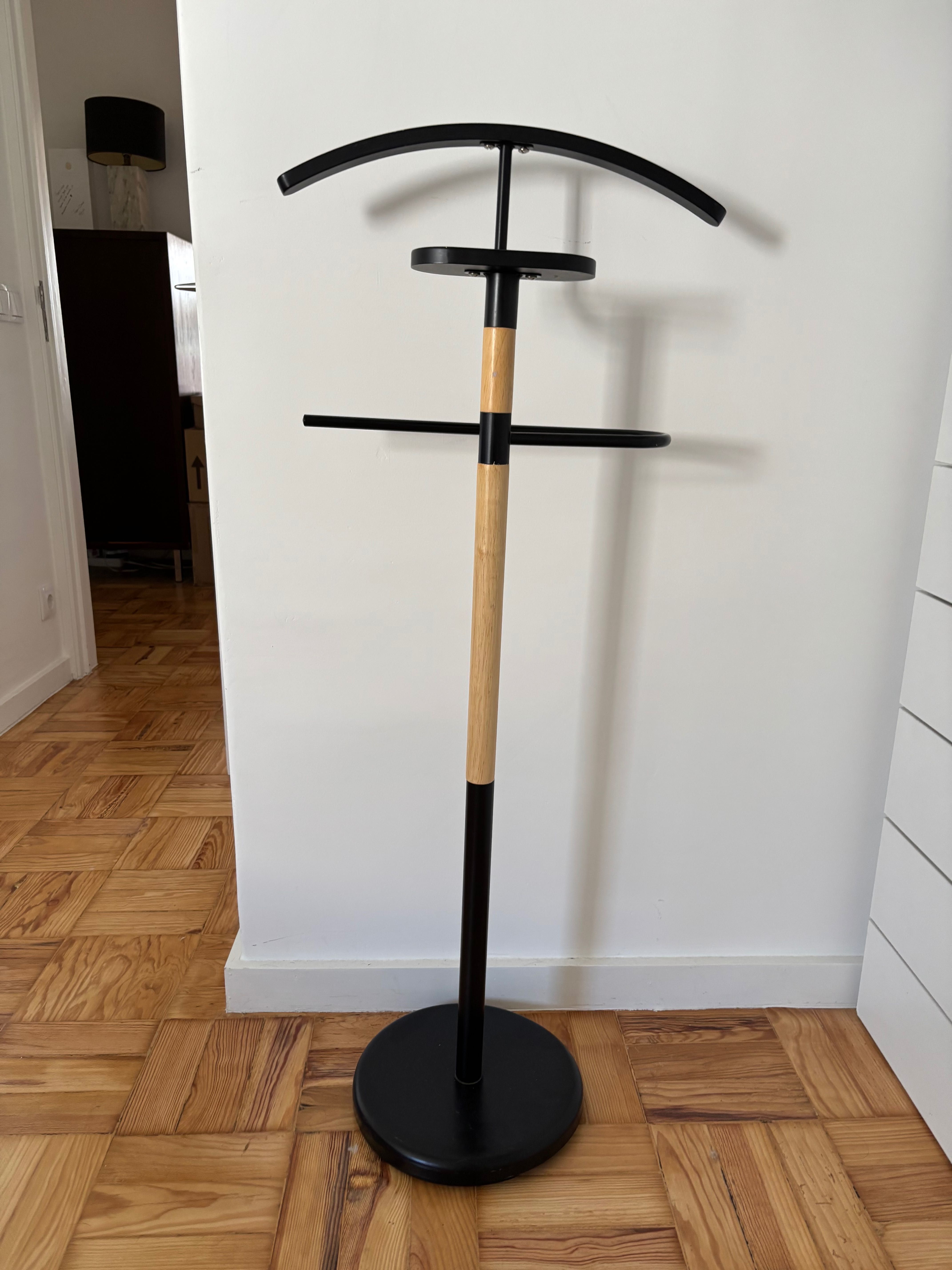 Cabide solitario
