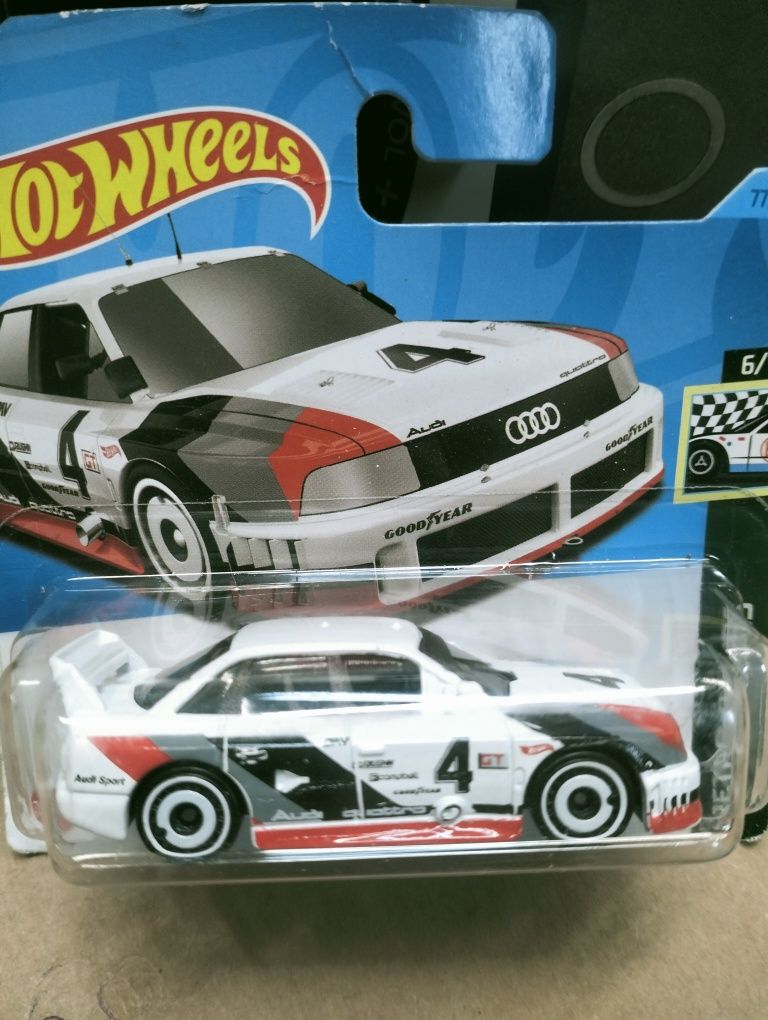 Hot Wheels Audi 90 Quatro resorek autko nowy