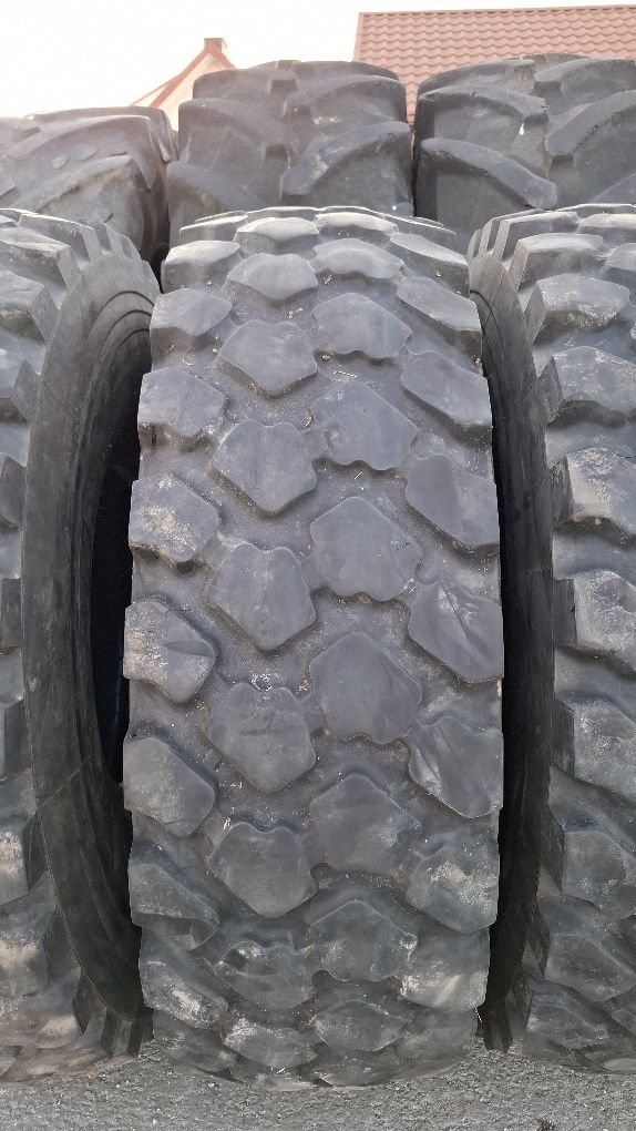 Opony 335/80 R20 Michelin XZL