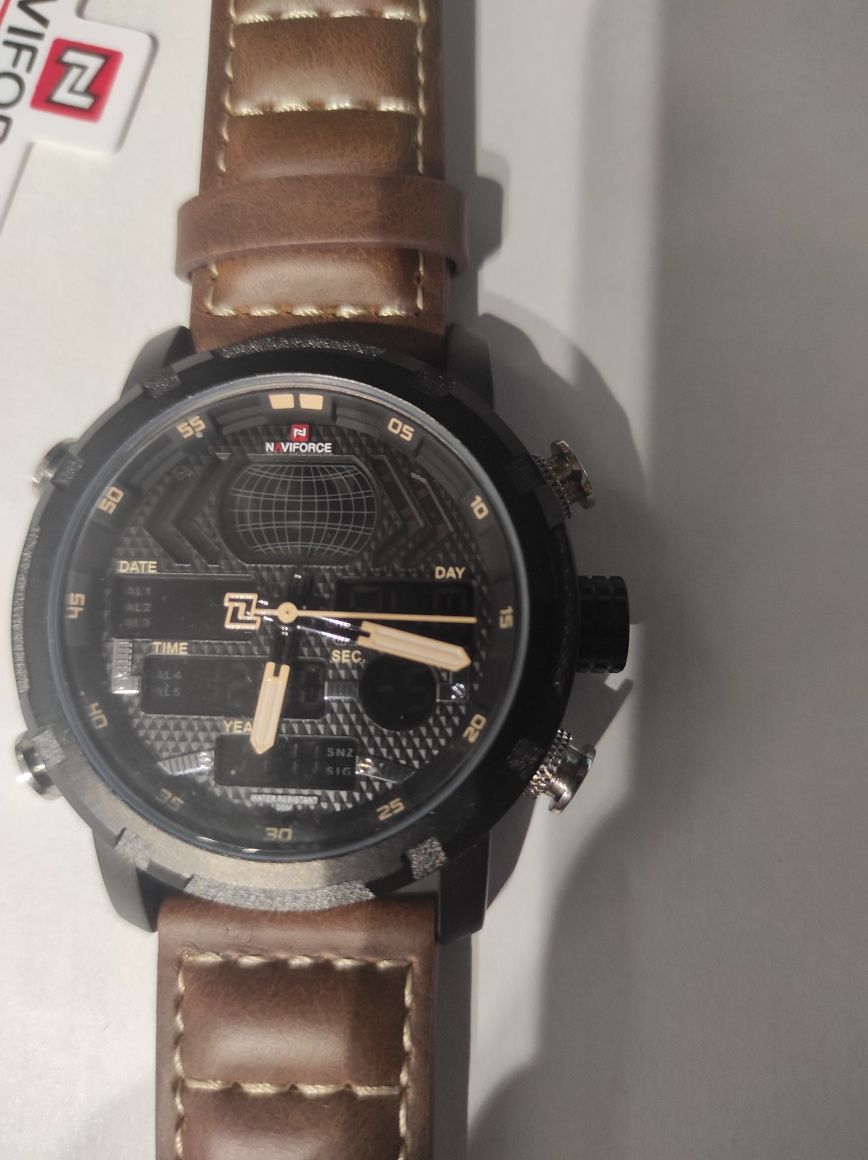 Naviforce NF9160 klasyczny brązowy zegarek wodoszczelny 30m skórzany