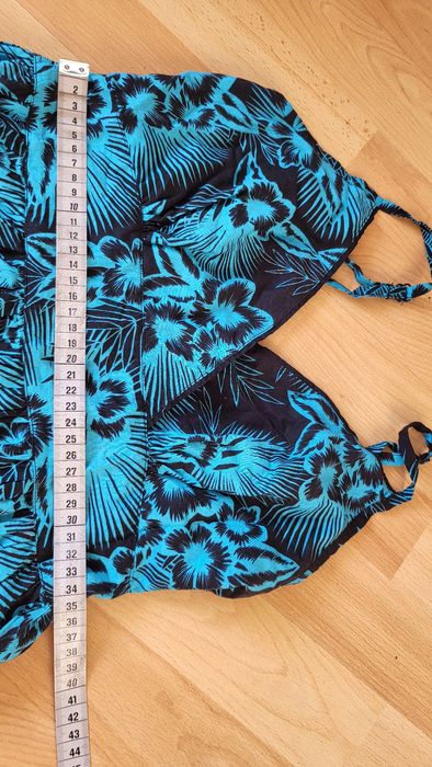 Lekka sukienka w przepięknym kolorze