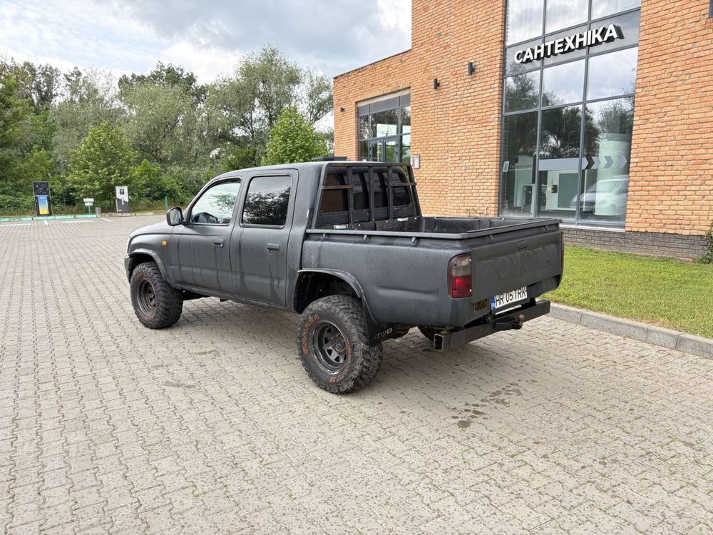 Тойота Хайлюкс ЗСУ Hilux