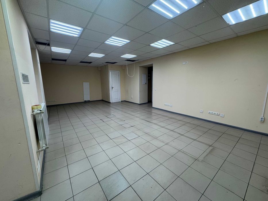 Сдам в аренду нежилое  помещение по адресу г. Харьков, пр.Гагарина,176