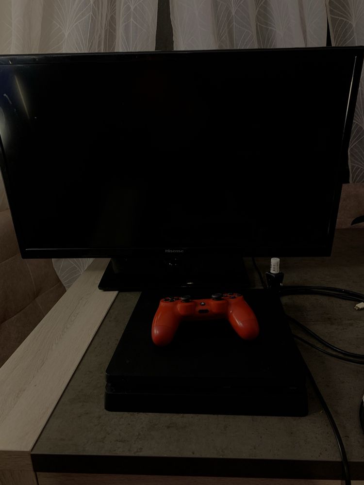Ps4 Slim com 1 comando