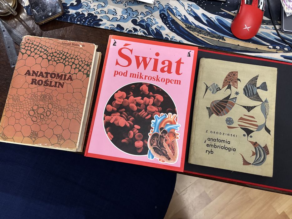 Ksiazki swiat pod mikroskopem anatomia toslin i inne