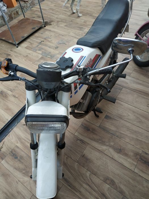 4 motas  para venda em conjunto