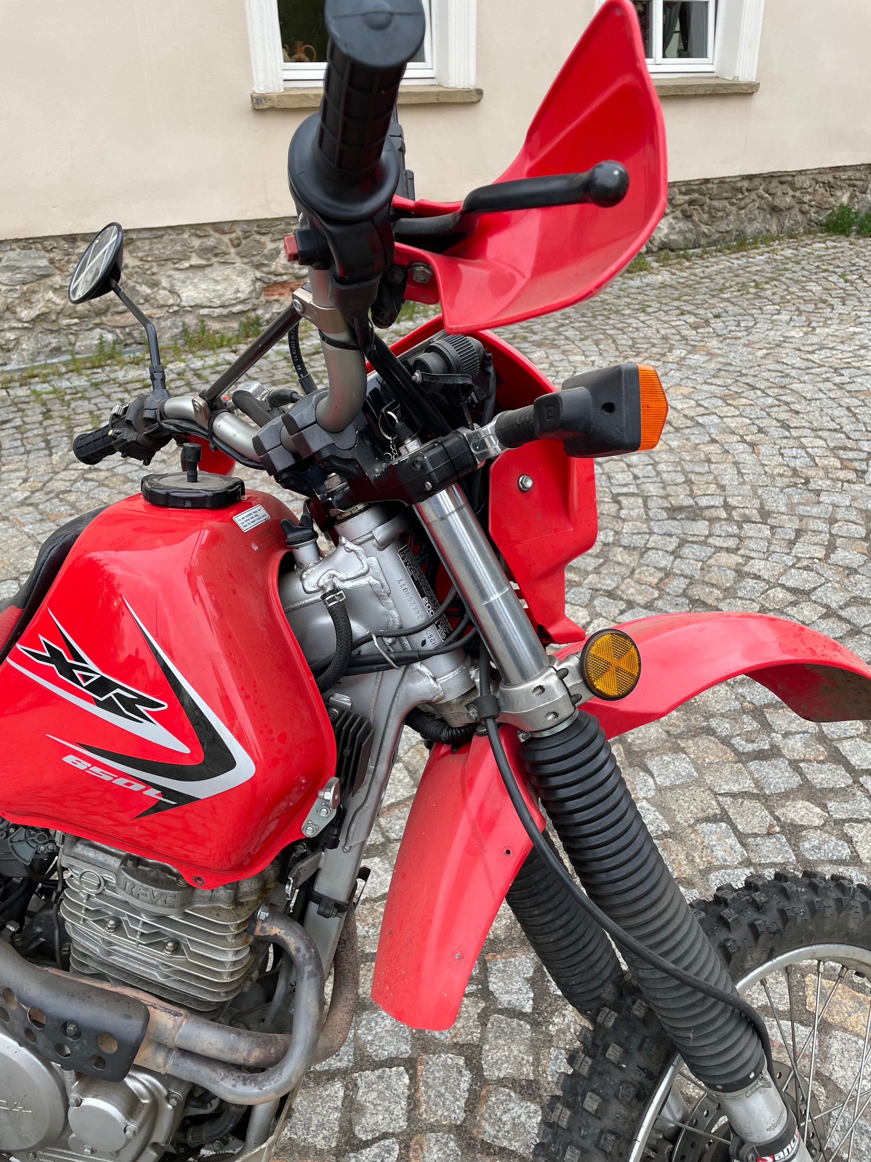 Sprzedam Hondę XR 650L