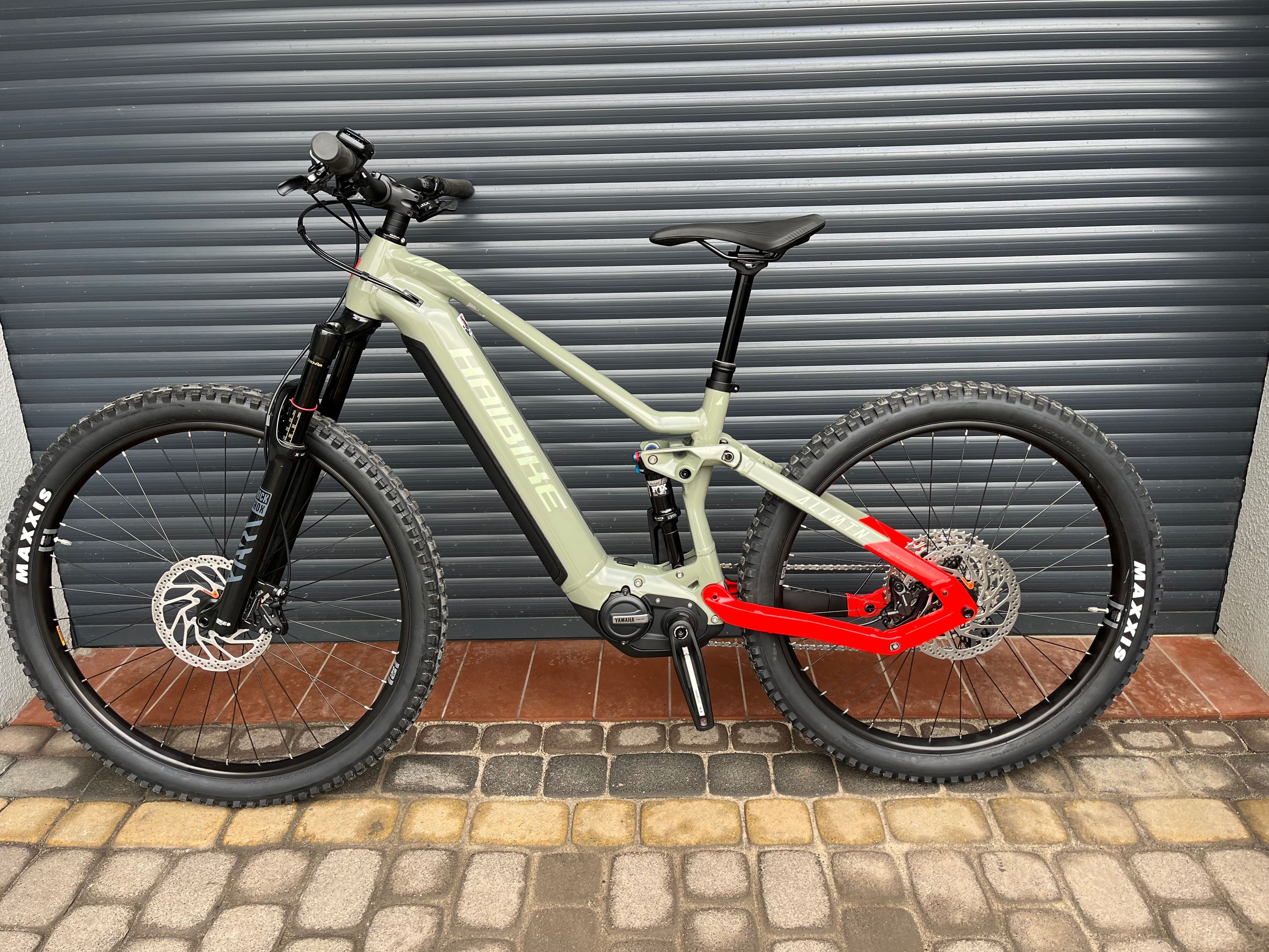 Cannondale Moterra Neo Carbon 2024 nowy rower elektroniczny