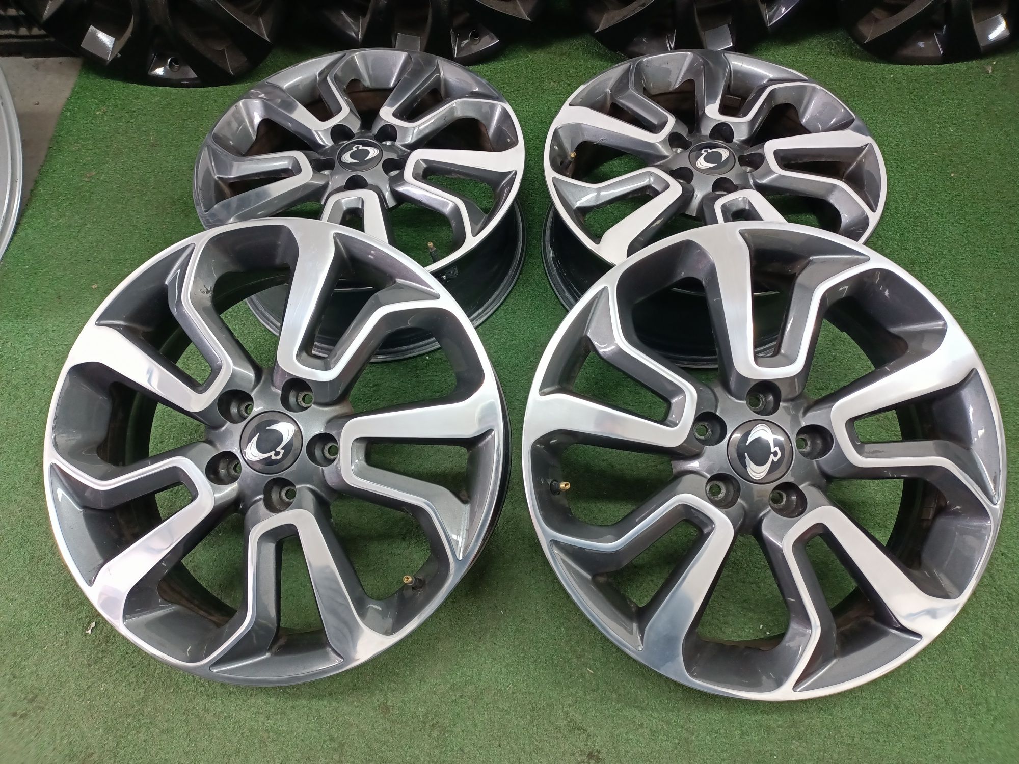 18" felgi 5x112 et45,5 Oryginalne Ssang Yong Wysyłka