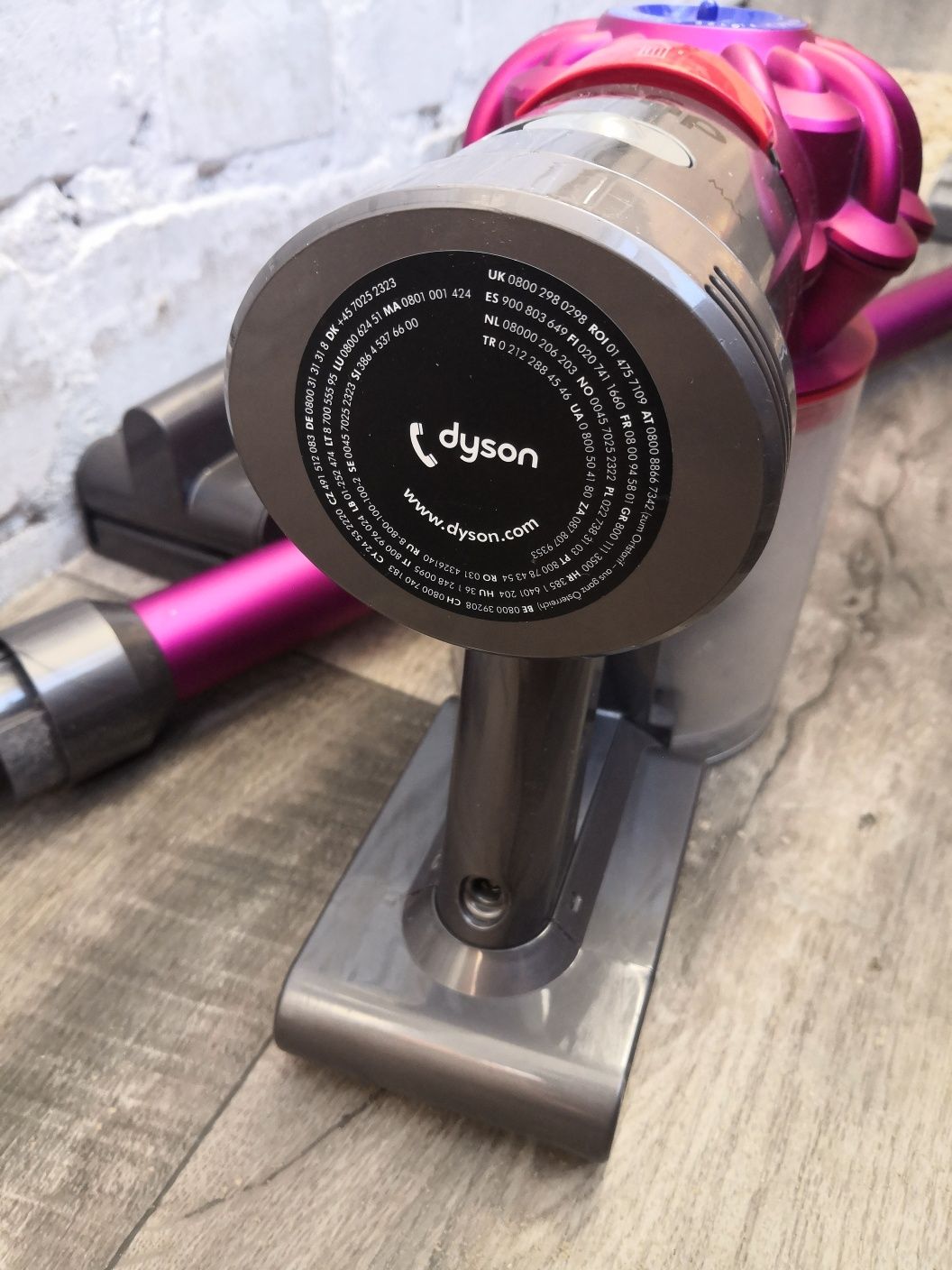 Пылесос Dyson v7 sv11