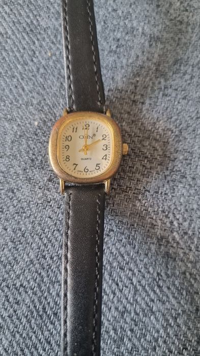 Zegarek damski mały