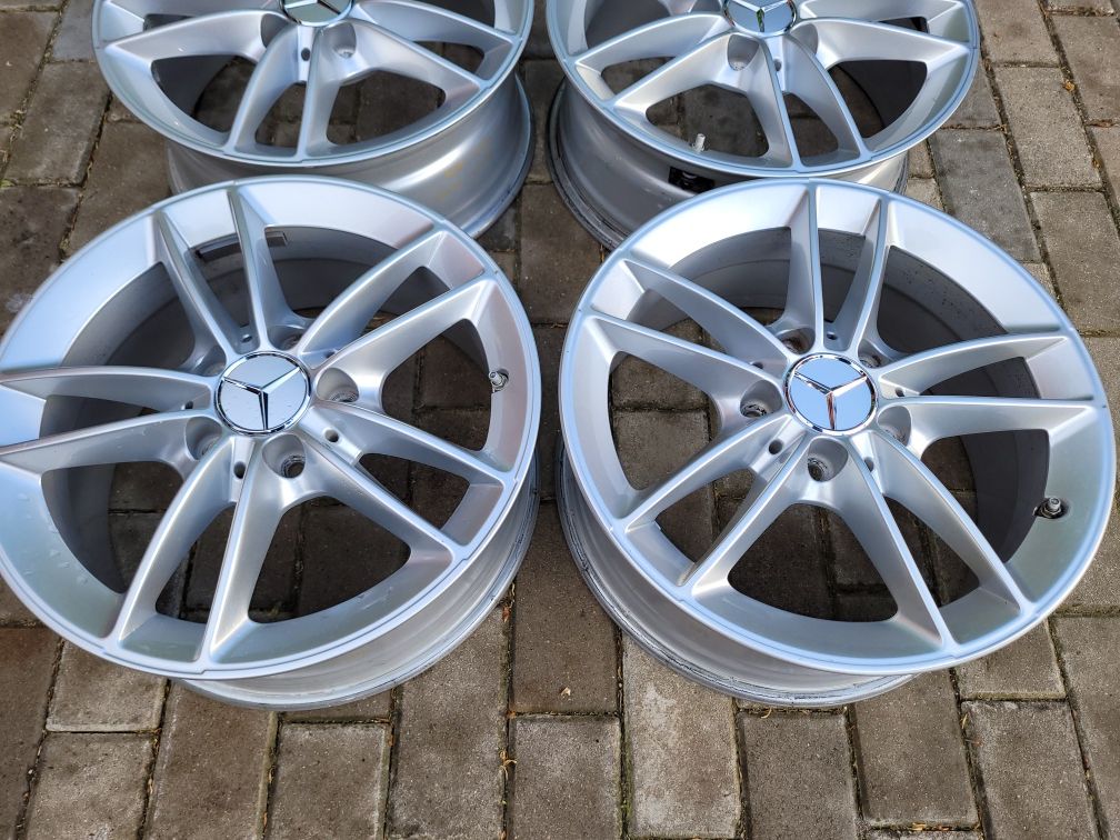 Oryginalne felgi aluminiowe Mercedes  Benz 16"