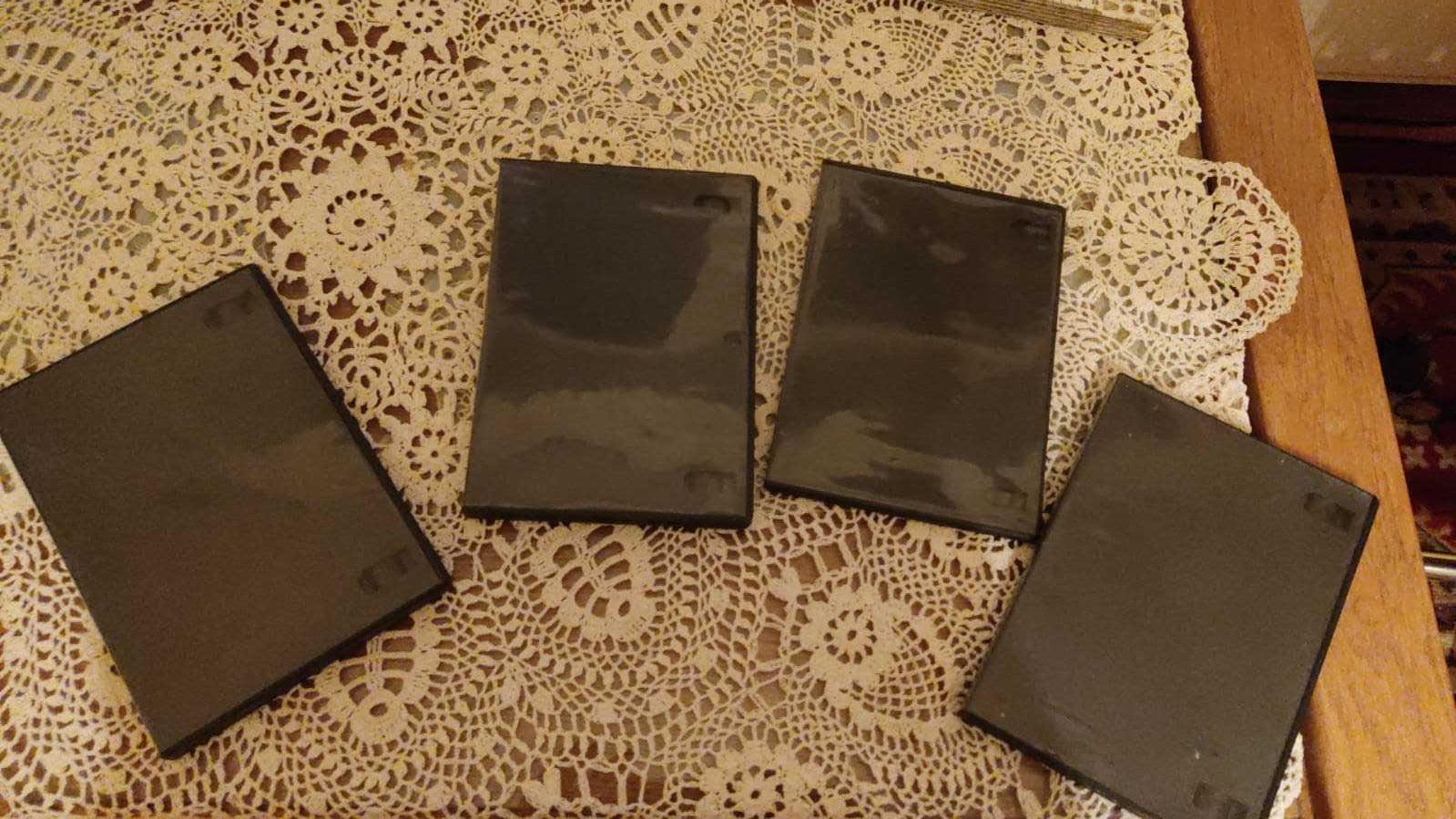 Pudełka na CD, 5 sztuk (4x rozmiar standardowy, 1x rozmiar slim)
