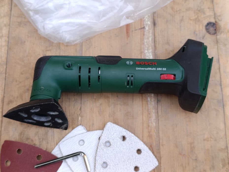 Bosch UNIVERSALMULTI 18V-32 narzędzie wielofunkcyjne na aku 18V BODY