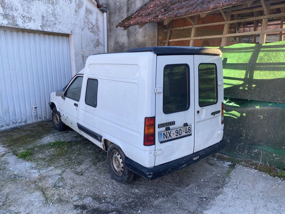 Renault Express restauro ou peças
