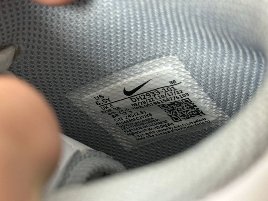 Продам nike air force 1 mid