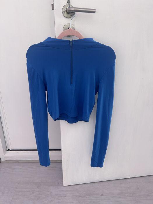 Camisola azul com fecho XS!