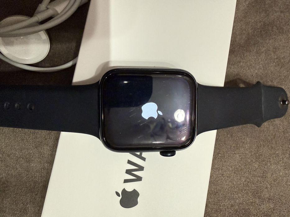 годинник Apple watch SE 2gen 44