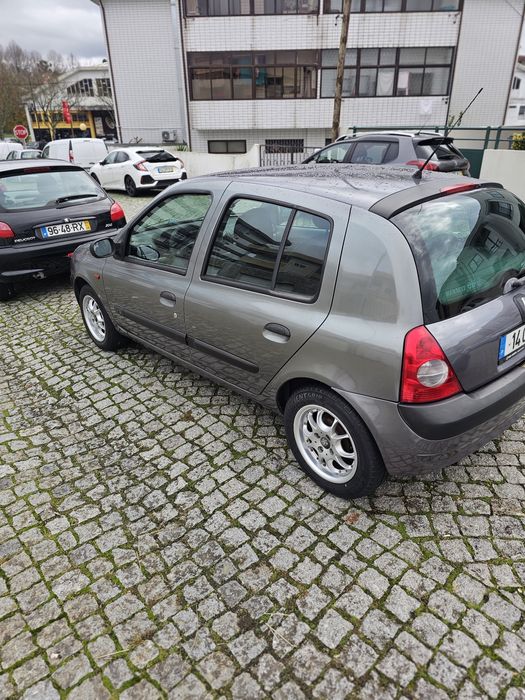 Renault Clio 2001 gasolina 1.2