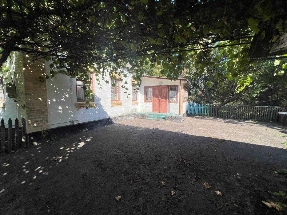 Продаж будинку 60м2, 4 кімнати, 43 сотки.Власний вихід до річки.ID:201