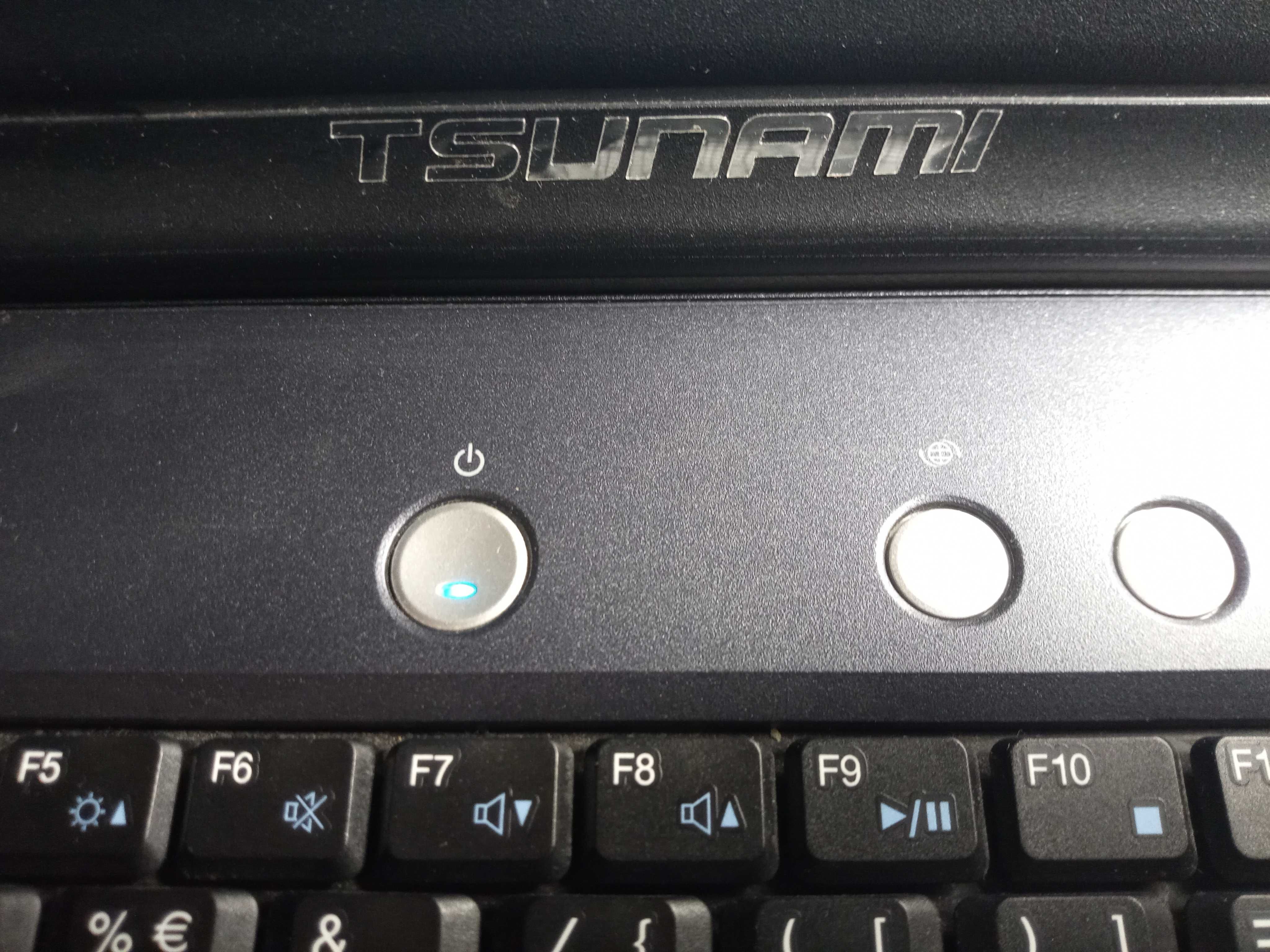 Vendo  Laptop Tsunami (Compal) FL90 em excelente estado