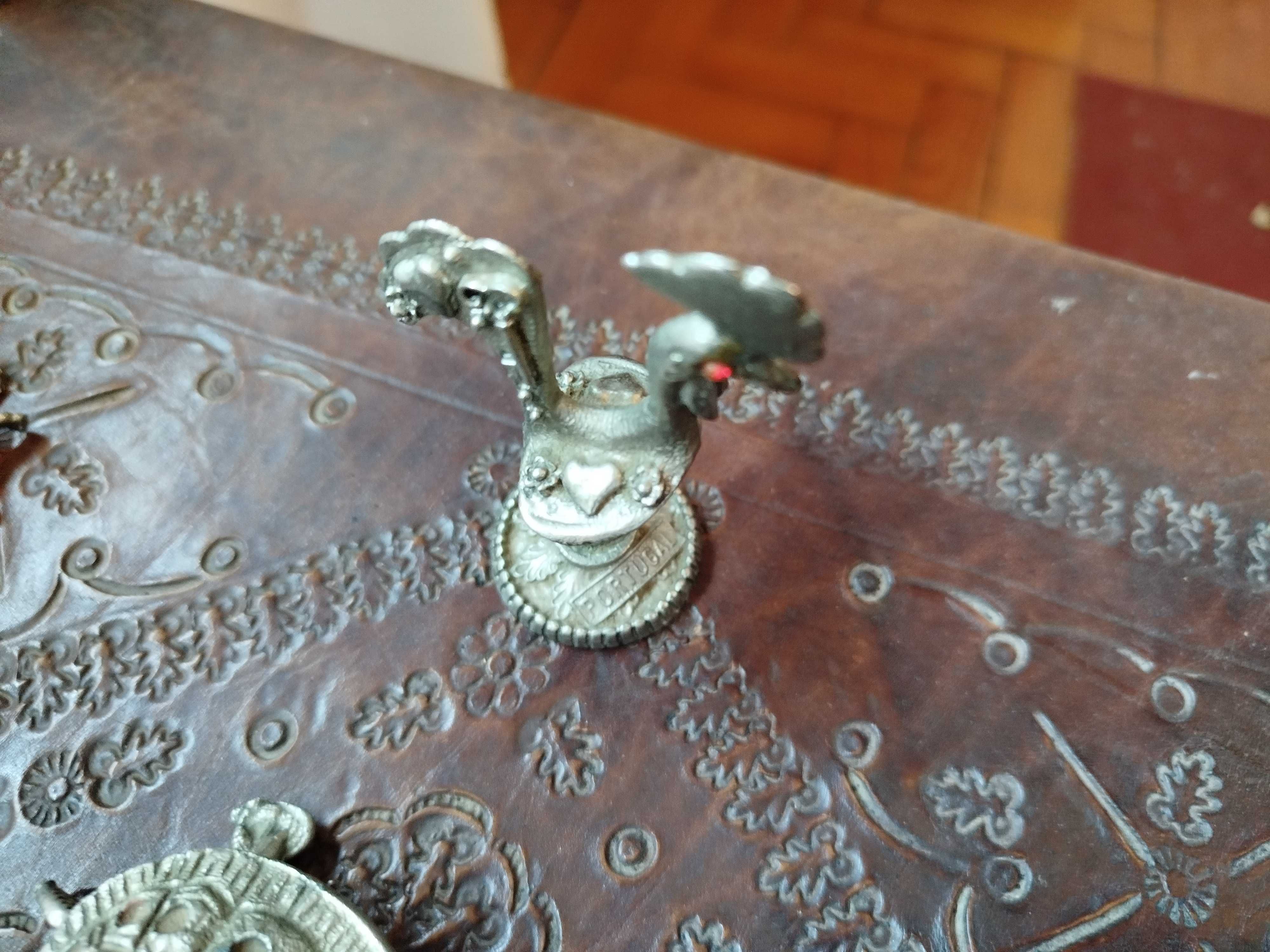 Conjunto de 4 peças em metal banhado a prata