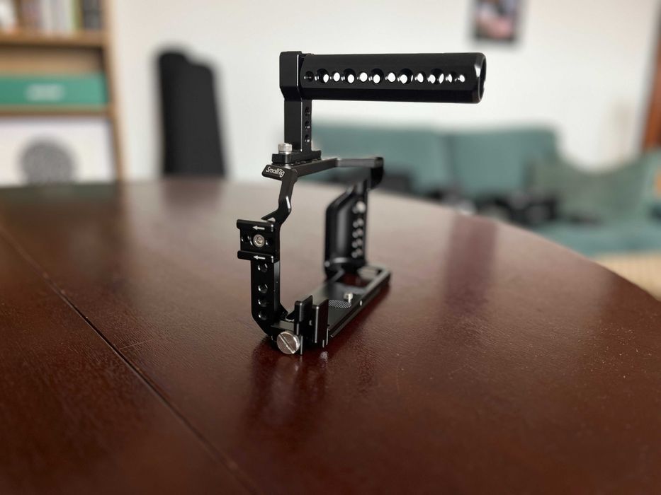 SmallRig Cage com punho para Fujifilm X-T4 como novo