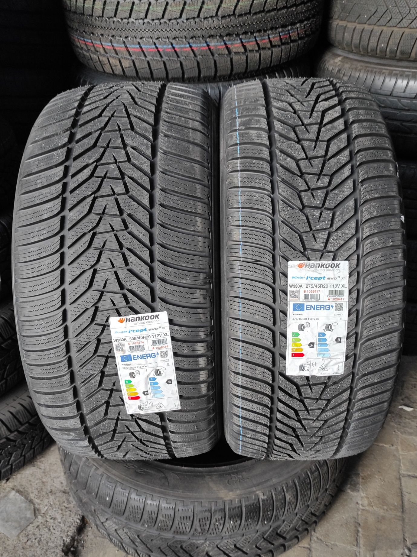 305/40R20+275/45R20 Нові різноширокі зимові шини BMW X5,X6 (G05 G06)