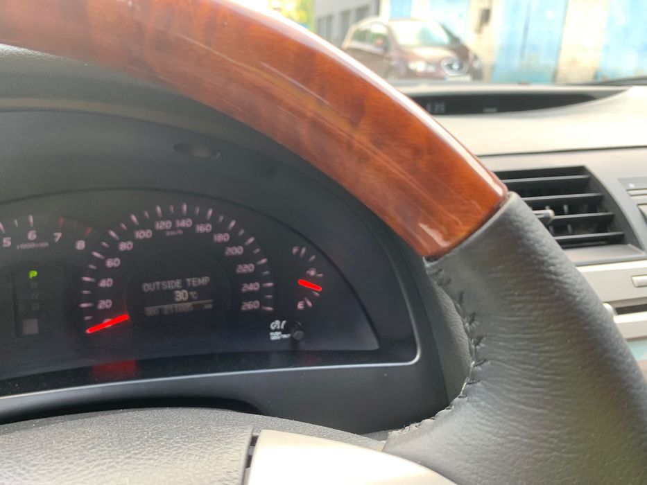 Тойта камри 3,5 офифиал 2007