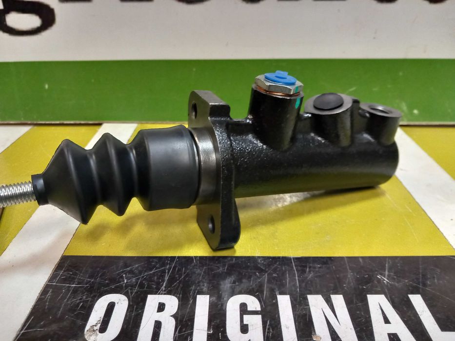 Pompa pompka hamulcowa CASE MX100-MX135 CX50-CX100 485XL-995XL 32 42