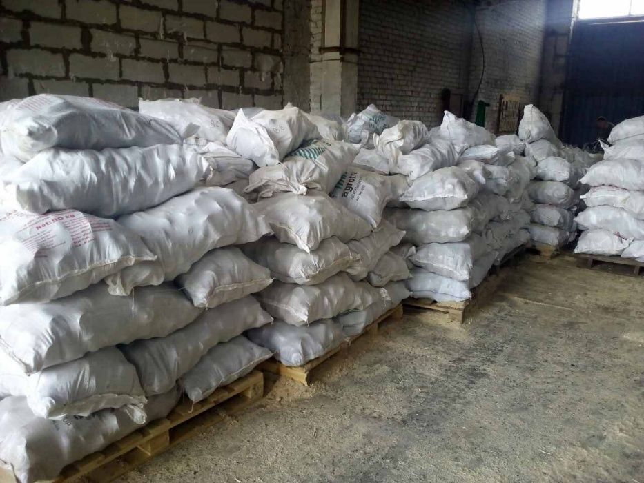 Паливнi брикети Nestro дуб. Топливные брикеты.