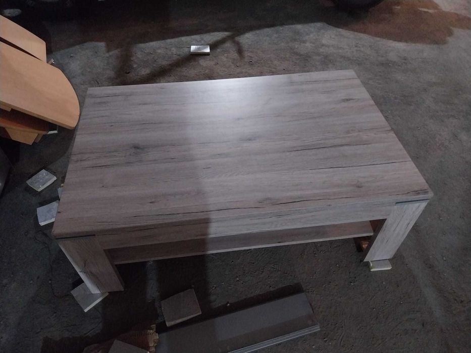 Mesa de Sala em Madeira