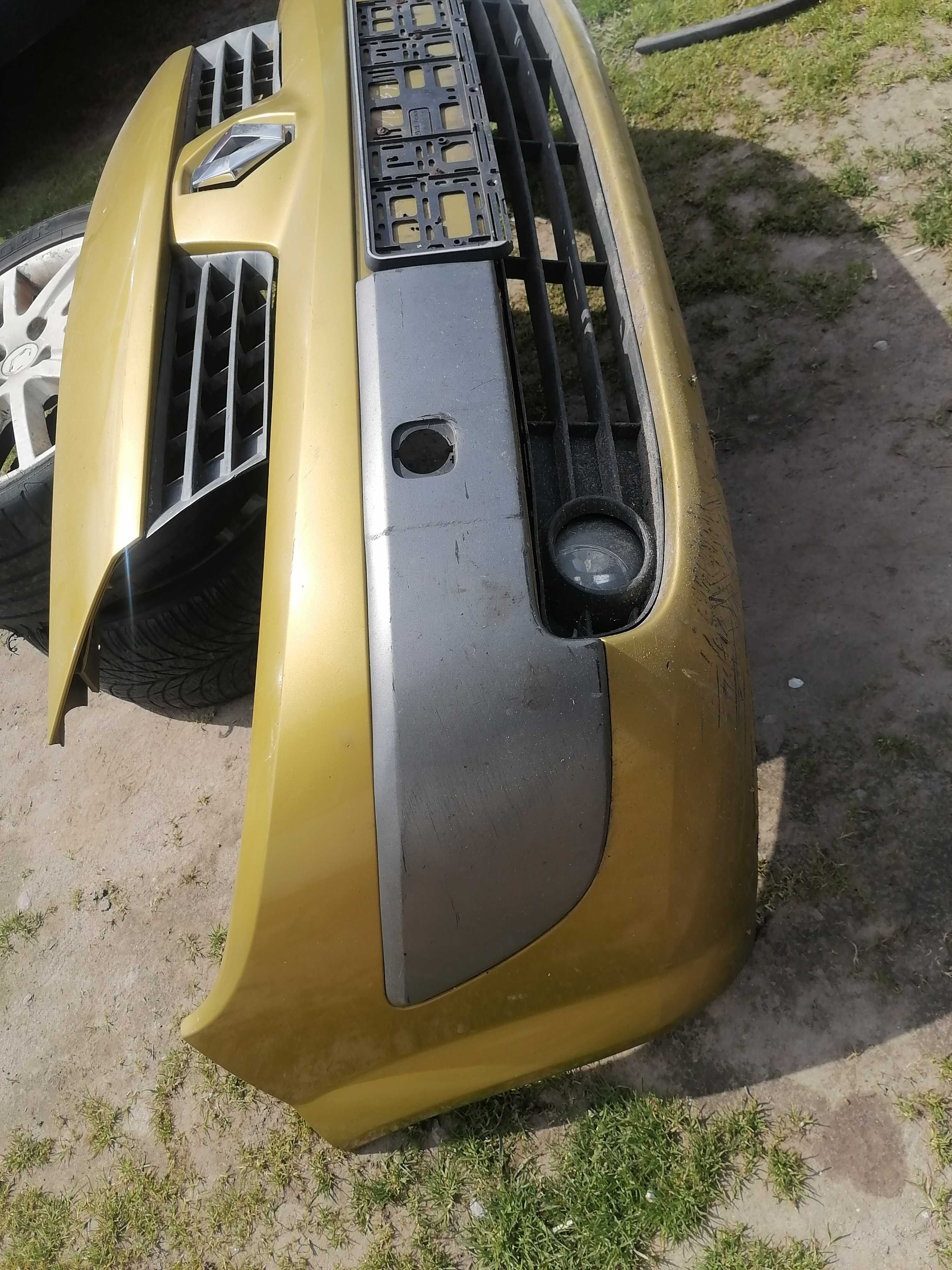 Zderzak przedni Renault Scenic II TED 37