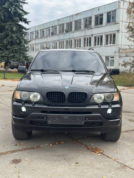 BMW X5 E53. В гарному стані