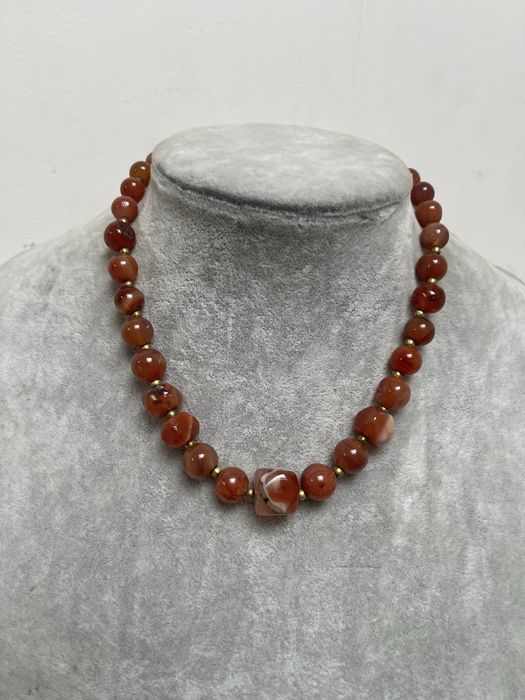 Stary Naszyjnik z Kamieniami z Prl